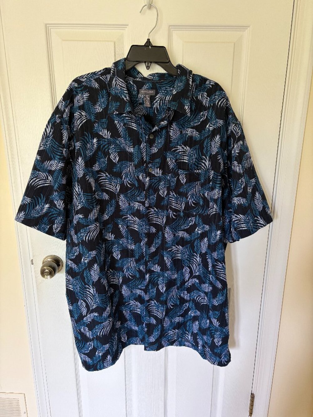 Men's Van Heusen Resort Style Shirt
